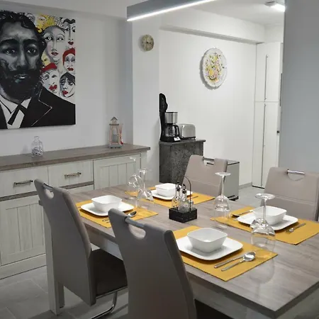 Residentie Mercator In Formule 아파트